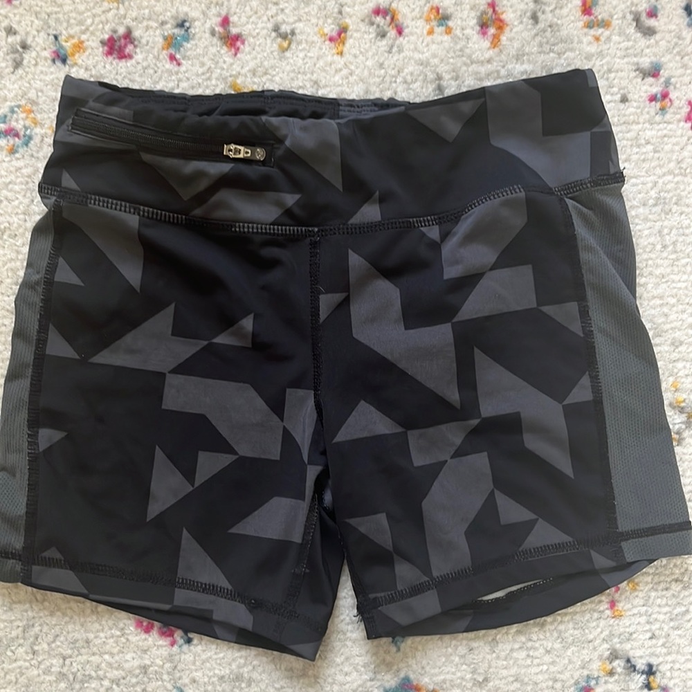 Oiselle shorts